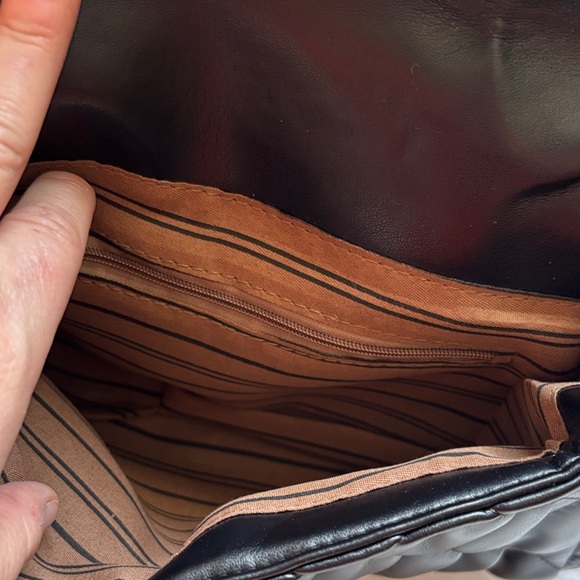 Quilted Black Shoulder Bag with Chain Strap - Picture 8 of 10